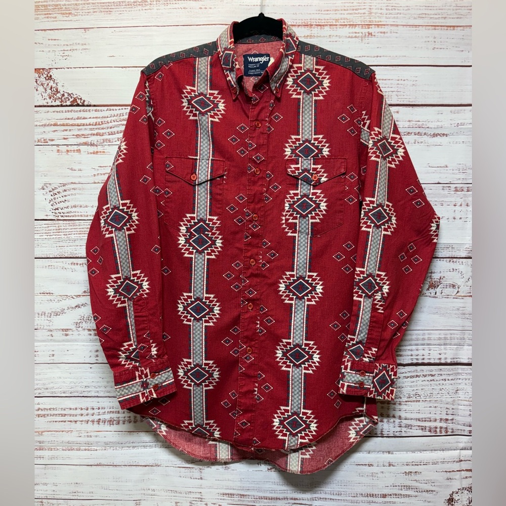 Wrangler Extra Long Tail Aztec Shirt